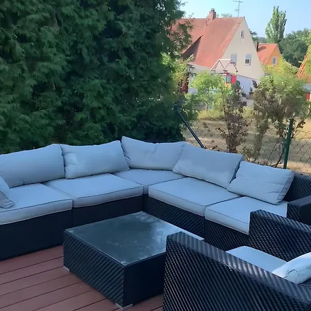 Geraeumiges Haus Mit Garten Terasse * Нюрнберг