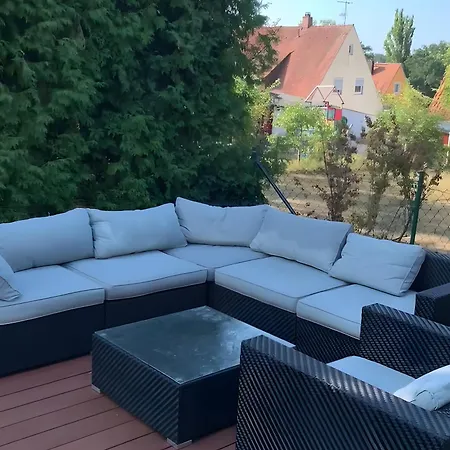 Geraeumiges Haus Mit Garten Terasse * Núremberg