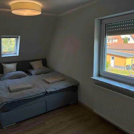 Geräumiges Haus Mit Garten Terasse * Nürnberg