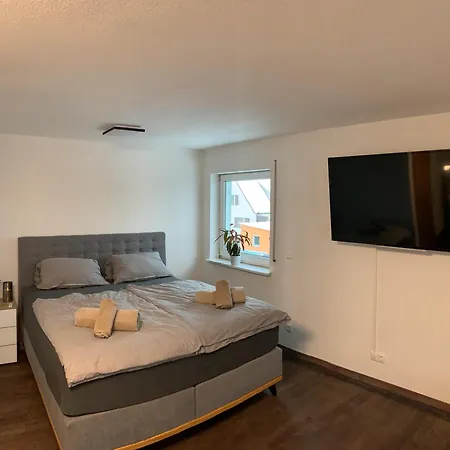 Geräumiges Haus Mit Garten Terasse * Nürnberg