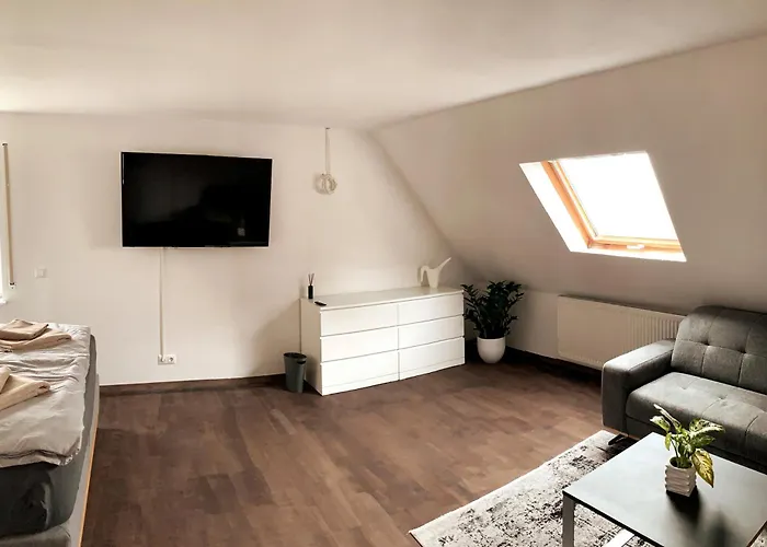 Ferienhaus Geräumiges Haus Mit Garten Terasse Nürnberg